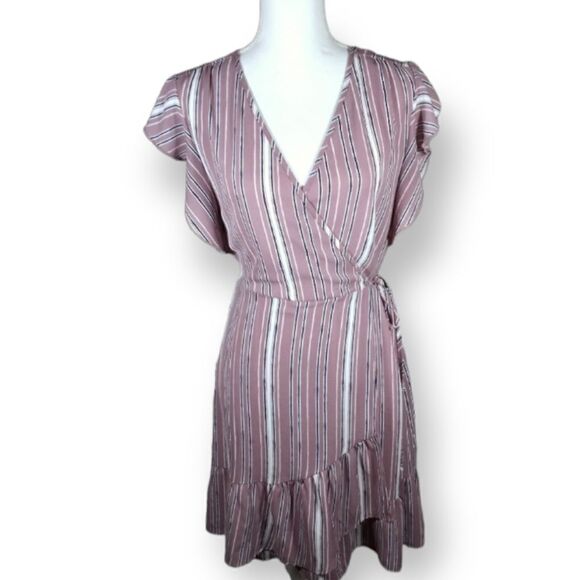 XHILARATION PURPLE & WHITE FAUX WRAP DRESS SZ.M EUC - Picture 3 of 8